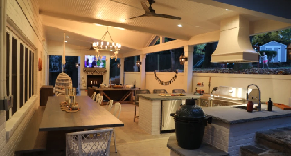 Outdoor Kitchen Ideas with Lighting