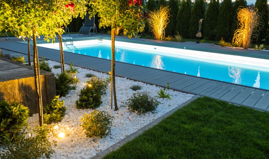 Outdoor Pool Lighting Installation Ideas