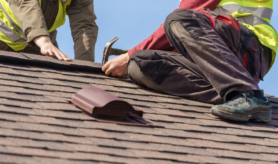 Roof Replace Damaged Shingle